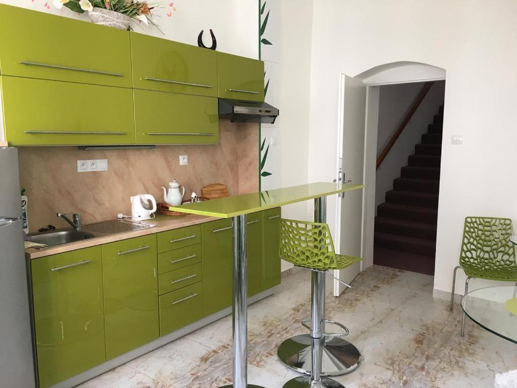 Hotel Asila Karlovy Vary Kültér fotó