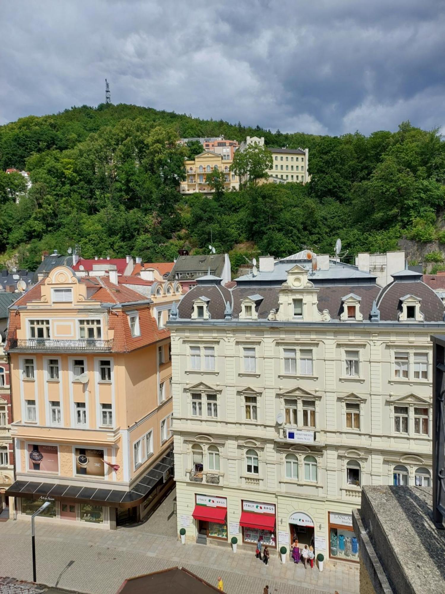 Hotel Asila Karlovy Vary Kültér fotó